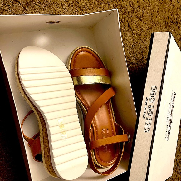 New in box - Picture 2 of 3